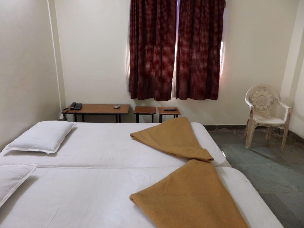 Parvat Lodge Ahmednagar Eksteriør billede