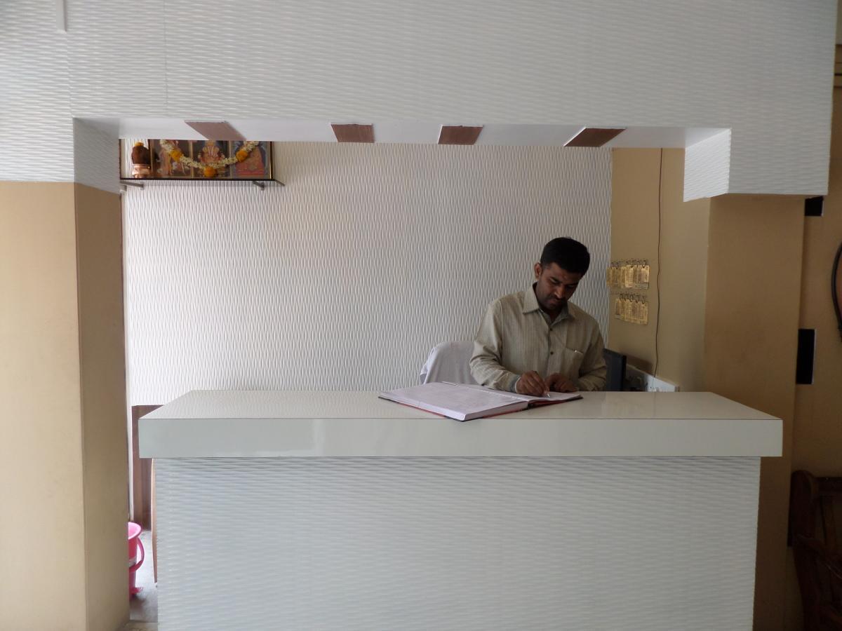 Parvat Lodge Ahmednagar Eksteriør billede